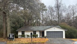 2202 Lowtrail Court, Lithonia, GA 30058
