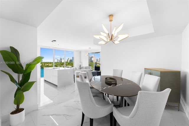 9521 E Bay Harbor Dr 802, Bay Harbor Islands, FL 33154