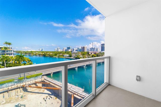 9521 E Bay Harbor Dr 802, Bay Harbor Islands, FL 33154