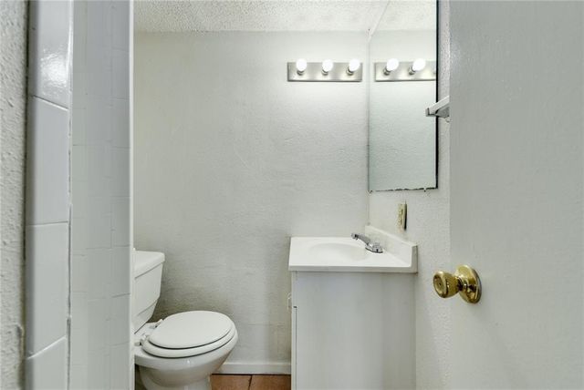 311 E 31st ST 204, Austin, TX 78705