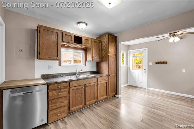 11653 Norborne, Redford, MI 48239