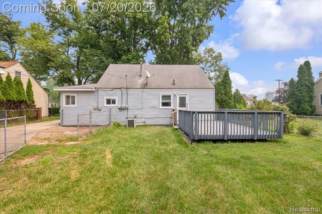 11653 Norborne, Redford, MI 48239