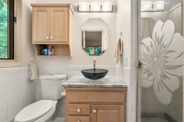 9064 Nature Way, Kalamazoo, MI 49009