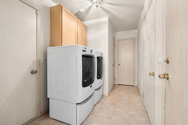 9064 Nature Way, Kalamazoo, MI 49009