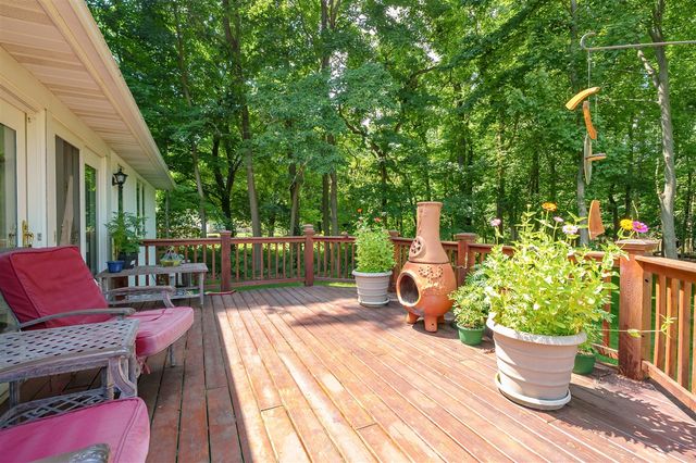 9064 Nature Way, Kalamazoo, MI 49009