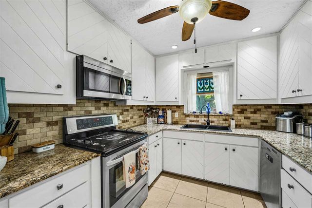 3301 NW Baltimore Ave, Lawton, OK 73505