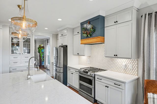 123 Hayfield Ct, Lascassas, TN 37085