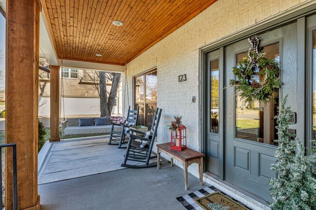 123 Hayfield Ct, Lascassas, TN 37085