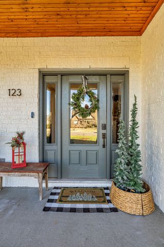 123 Hayfield Ct, Lascassas, TN 37085