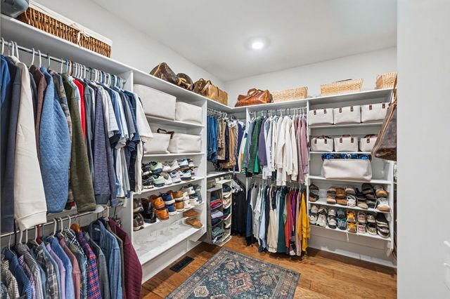 123 Hayfield Ct, Lascassas, TN 37085