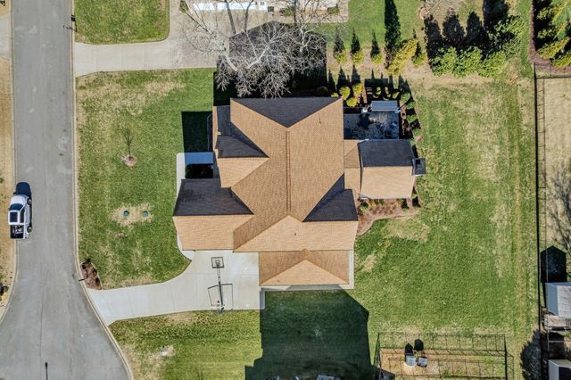 123 Hayfield Ct, Lascassas, TN 37085