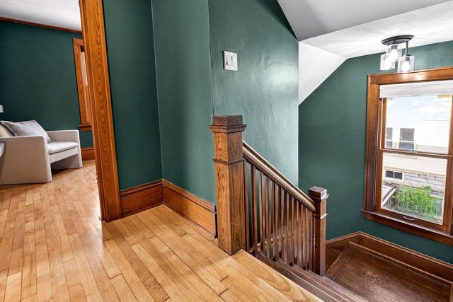 1229 W LAWRENCE STREET, Appleton, WI 54914