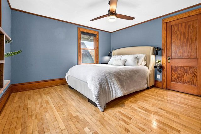 1229 W LAWRENCE STREET, Appleton, WI 54914