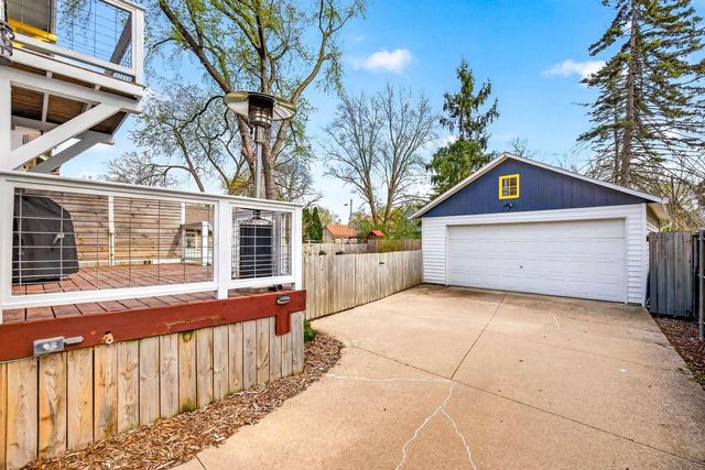 1229 W LAWRENCE STREET, Appleton, WI 54914