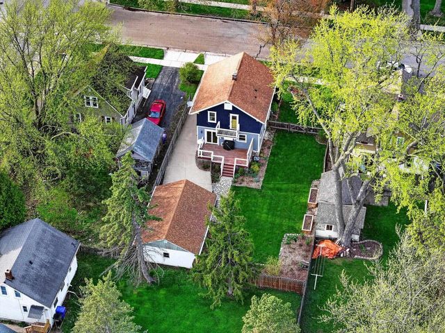 1229 W LAWRENCE STREET, Appleton, WI 54914