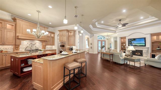 1885 CLEMATIS STREET, Sarasota, FL 34239