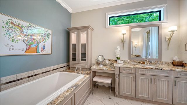 1885 CLEMATIS STREET, Sarasota, FL 34239