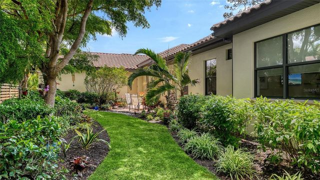 1885 CLEMATIS STREET, Sarasota, FL 34239