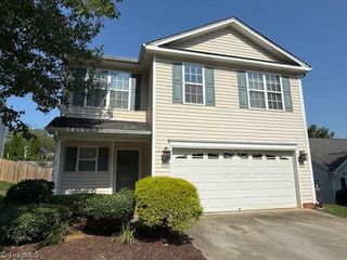 965 Peachtree Meadows Circle, Kernersville, NC 27284