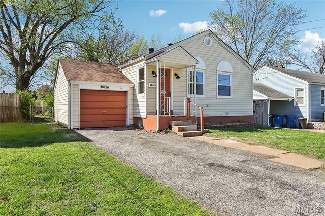 10426 Driver Avenue, Overland, MO 63114