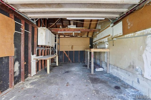 10426 Driver Avenue, Overland, MO 63114