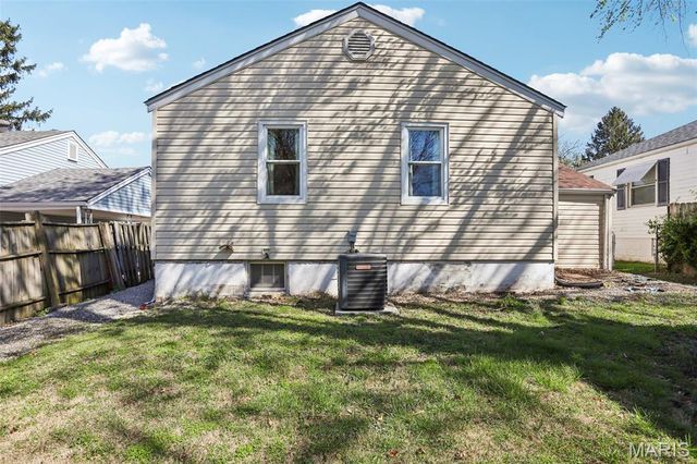 10426 Driver Avenue, Overland, MO 63114