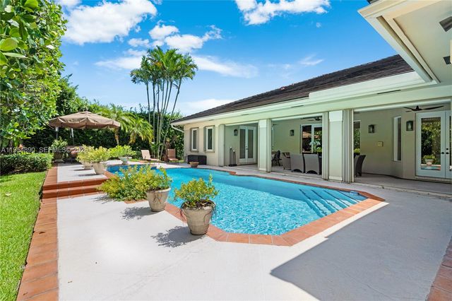 10521 SW 123rd St, Miami, FL 33176