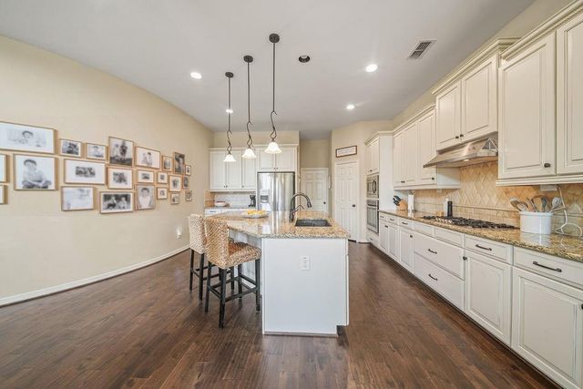 50 Genova Way Lane, Missouri City, TX 77459