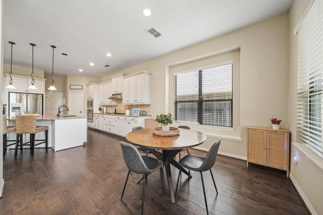 50 Genova Way Lane, Missouri City, TX 77459