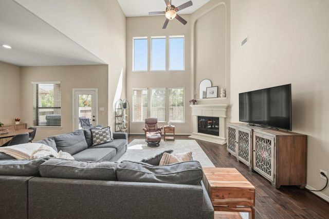 50 Genova Way Lane, Missouri City, TX 77459