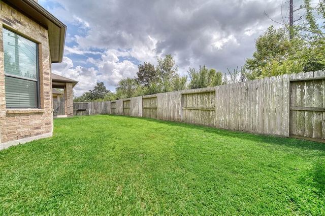 50 Genova Way Lane, Missouri City, TX 77459