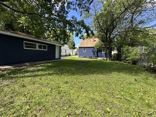4940 N 64th STREET, Milwaukee, WI 53218
