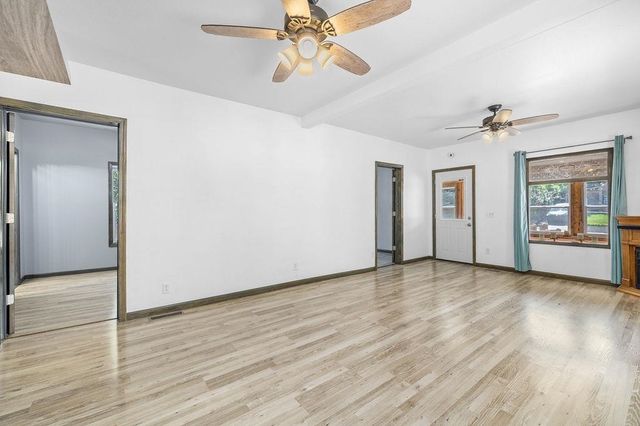 1003 Valley St SE, Minot, ND 58701