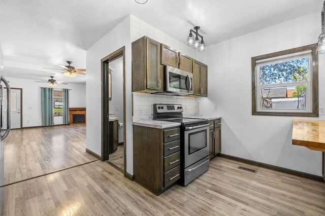 1003 Valley St SE, Minot, ND 58701