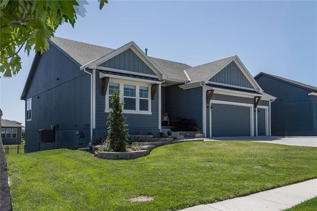 13317 W 181st Place, Overland Park, KS 66013