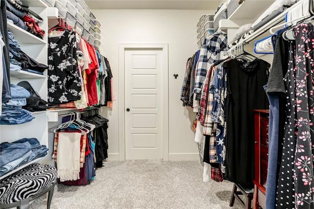 13317 W 181st Place, Overland Park, KS 66013