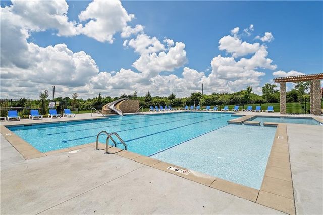 13317 W 181st Place, Overland Park, KS 66013