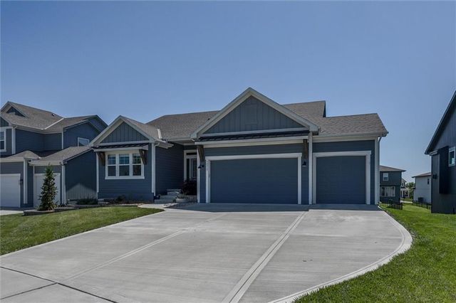 13317 W 181st Place, Overland Park, KS 66013