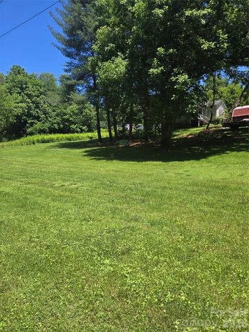 156 S Caldwell Avenue, Newton, NC 28658
