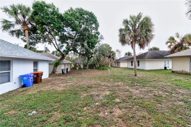 231 12th Street SW, Vero Beach, FL 32962