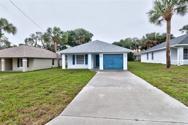 231 12th Street SW, Vero Beach, FL 32962