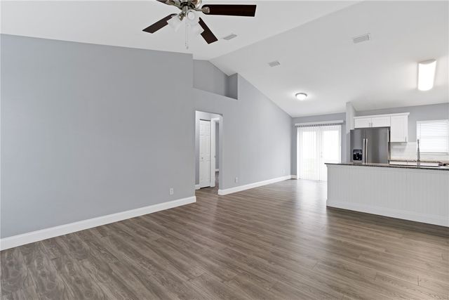 231 12th Street SW, Vero Beach, FL 32962