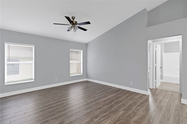 231 12th Street SW, Vero Beach, FL 32962