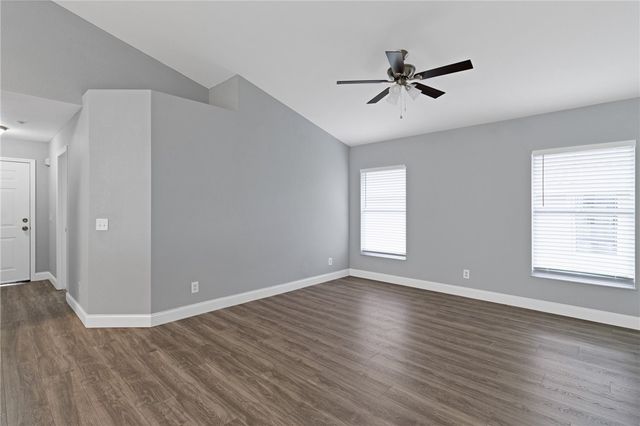 231 12th Street SW, Vero Beach, FL 32962