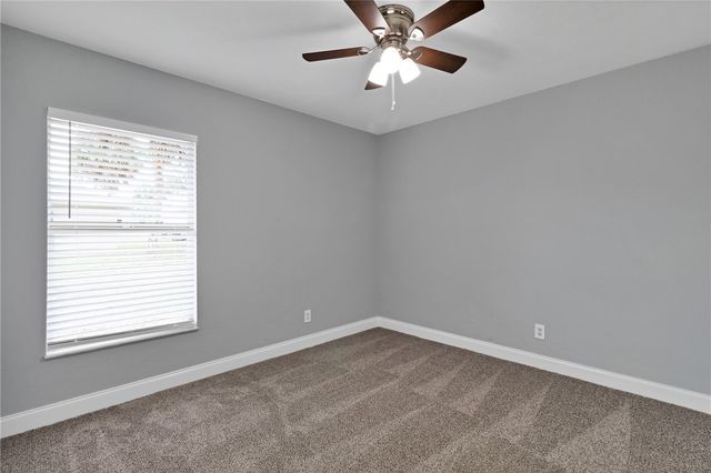 231 12th Street SW, Vero Beach, FL 32962