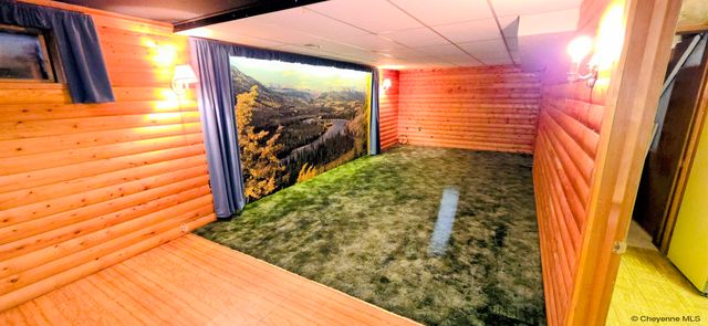 6816 BOMAR DR, Cheyenne, WY 82009