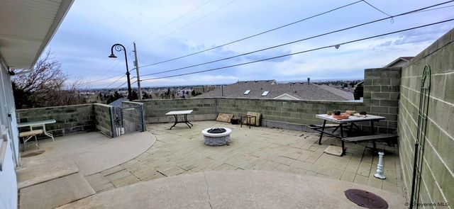 6816 BOMAR DR, Cheyenne, WY 82009