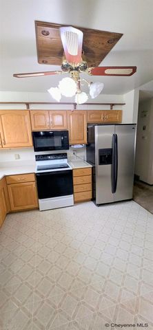 6816 BOMAR DR, Cheyenne, WY 82009