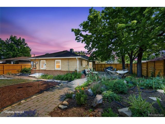 8187 W 17th Ave, Lakewood, CO 80214