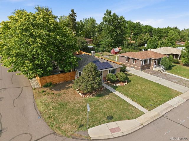 8187 W 17th Ave, Lakewood, CO 80214
